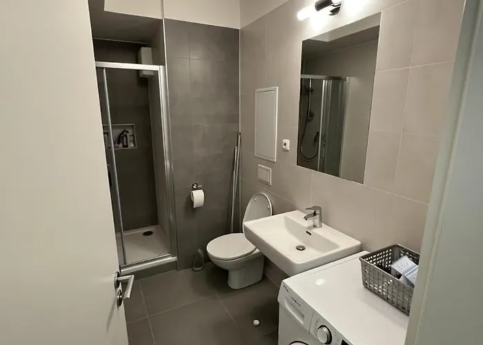 Modern In The Amadeus Apartman Prága